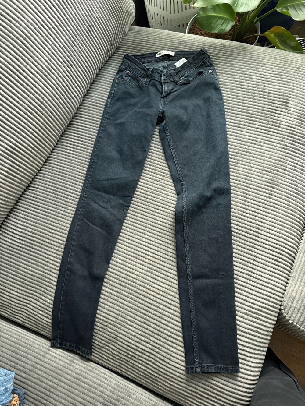 Levi’s Dark Wash Skinny Jeans
